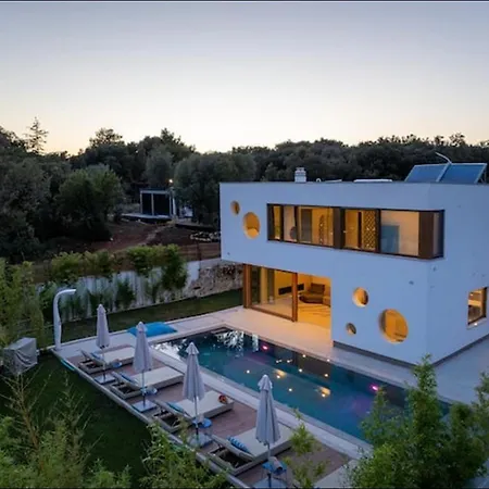 شقة Coshi With Private Pool *